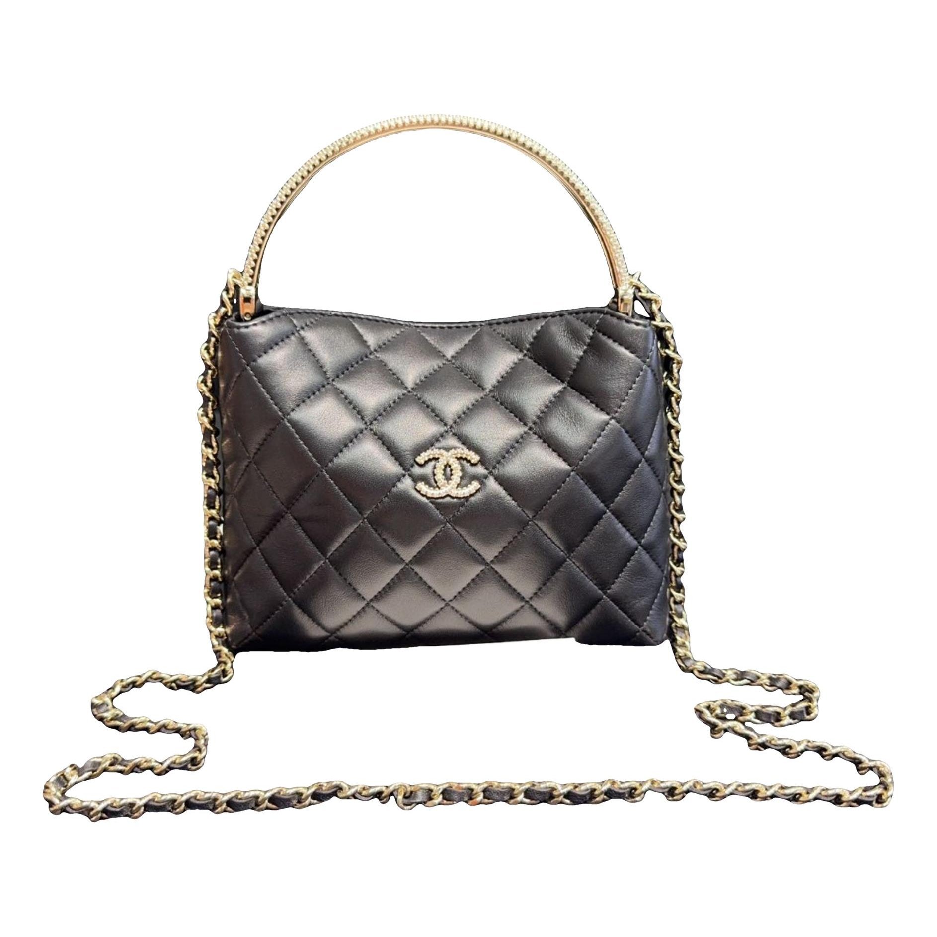 Timeless/Classique leather crossbody bag