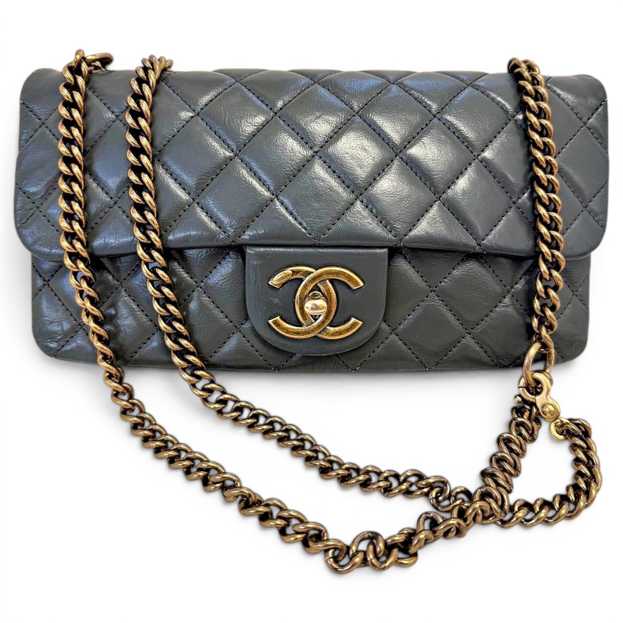 Timeless/Classique leather crossbody bag