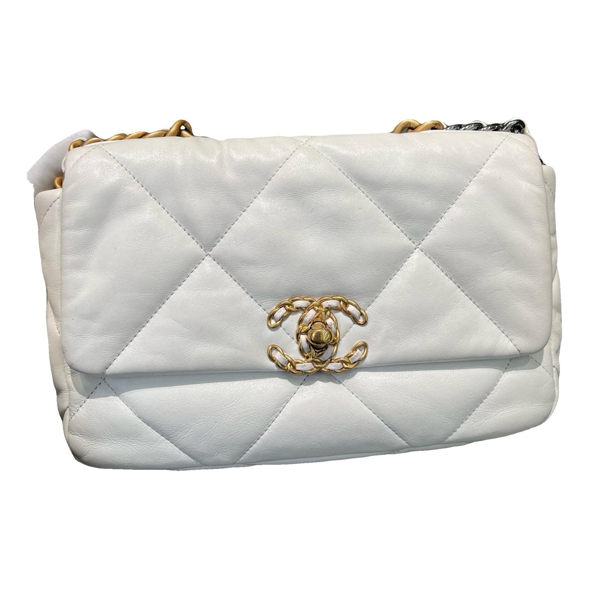Chanel 19 leather handbag