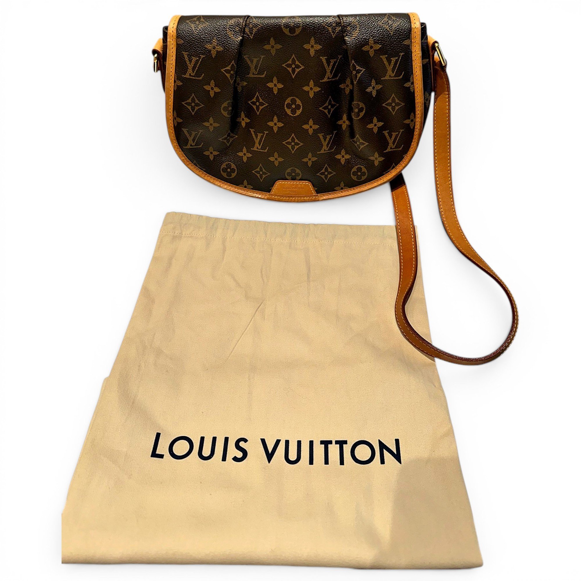 Menilmontant leather crossbody bag