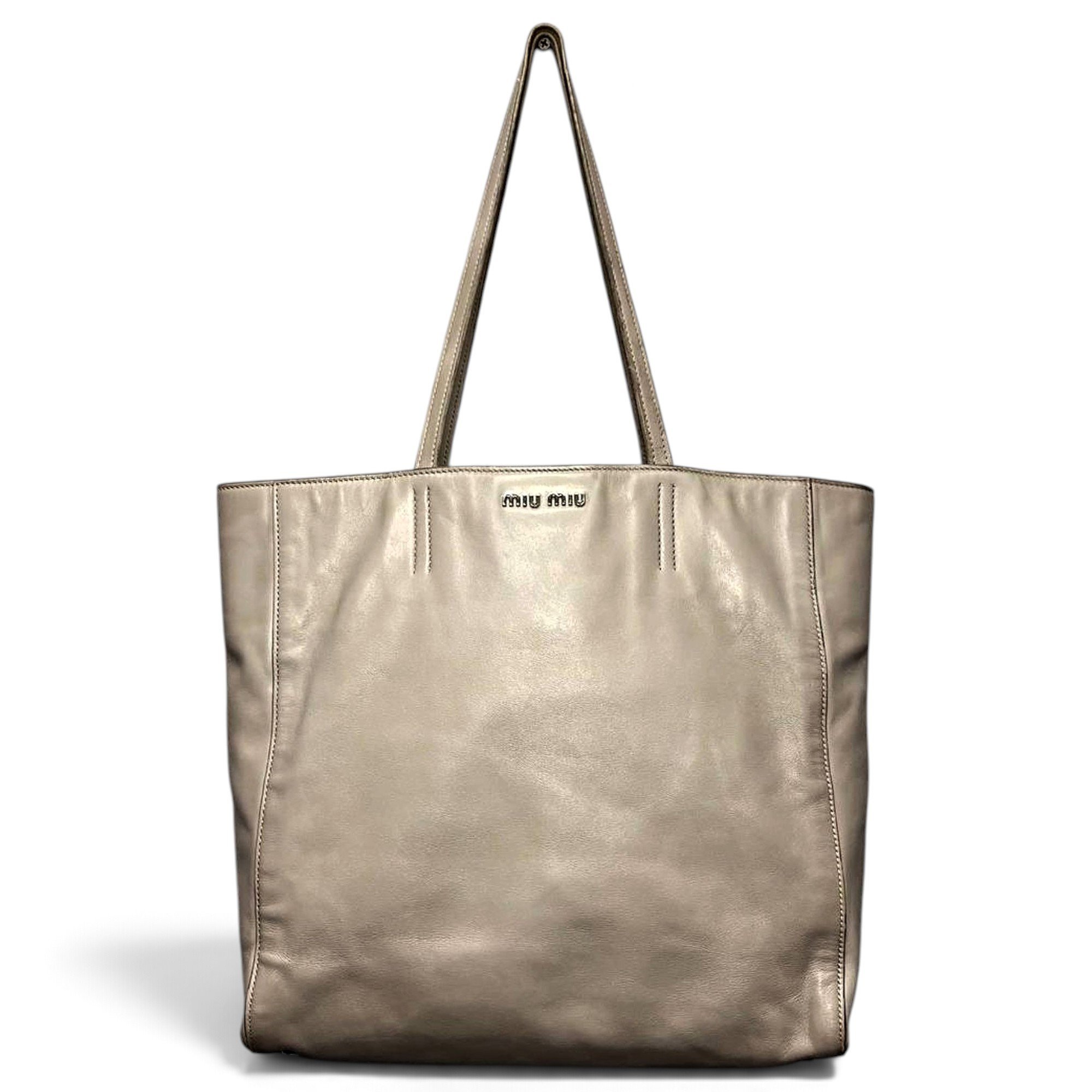 Leather tote