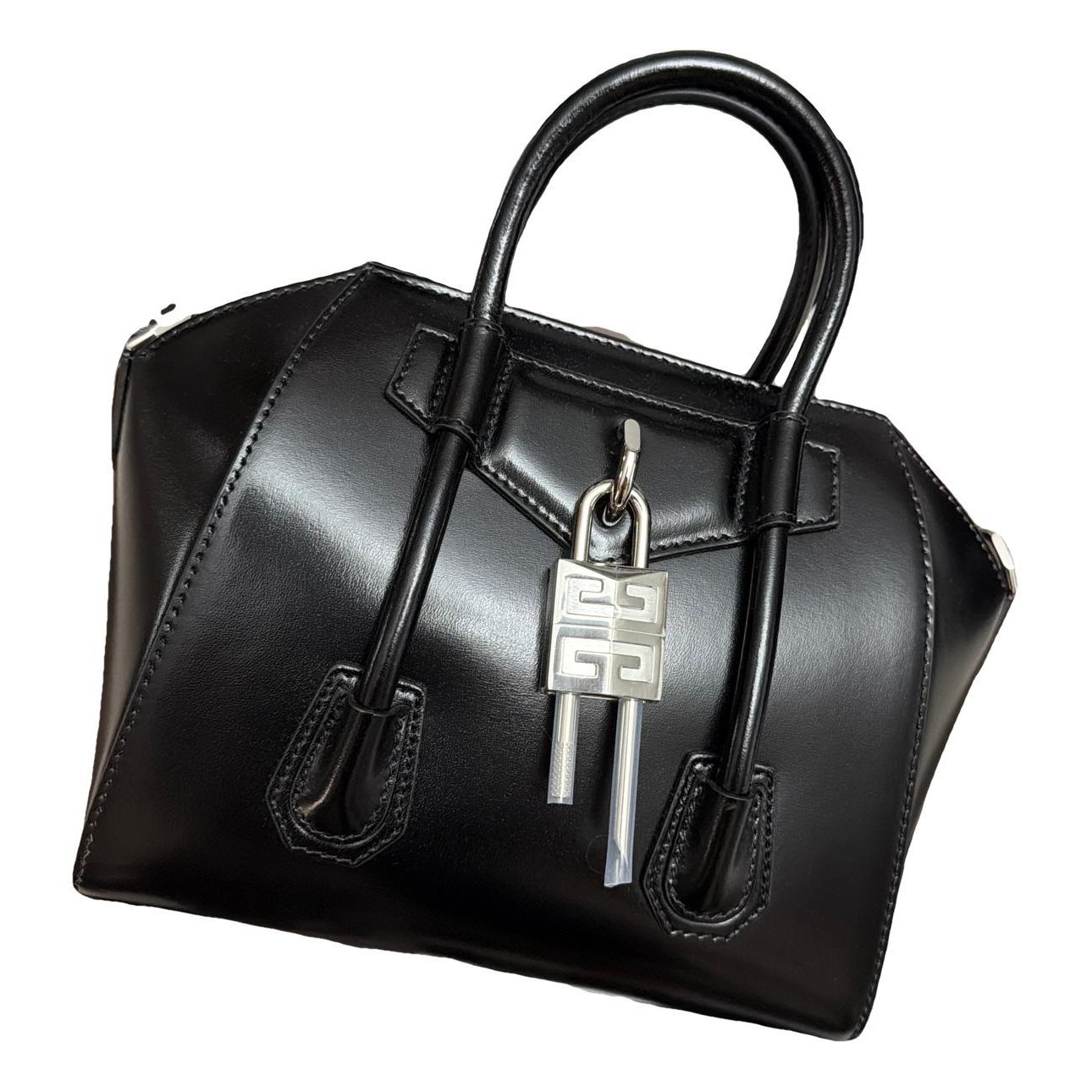 Antigona leather handbag