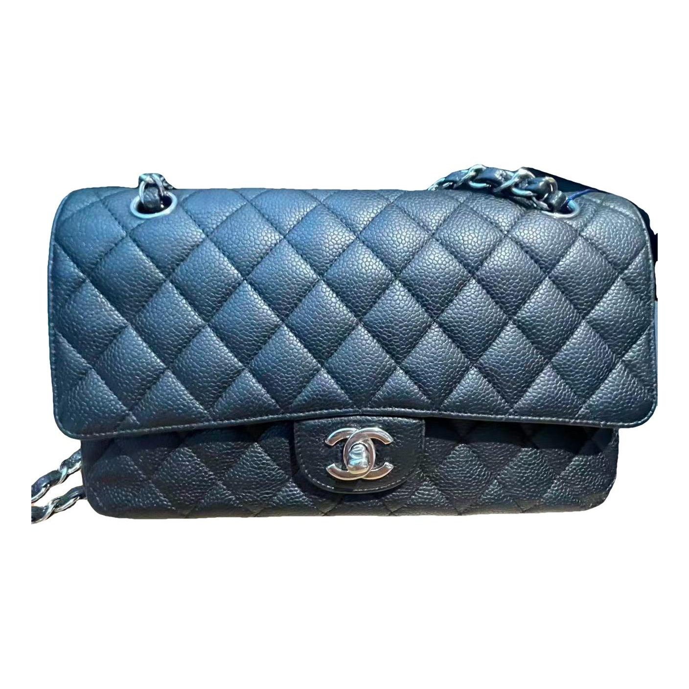 Timeless/Classique leather crossbody bag