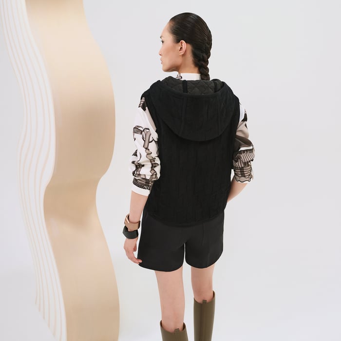 Noir "H" Quilted Sleeveless Jacket