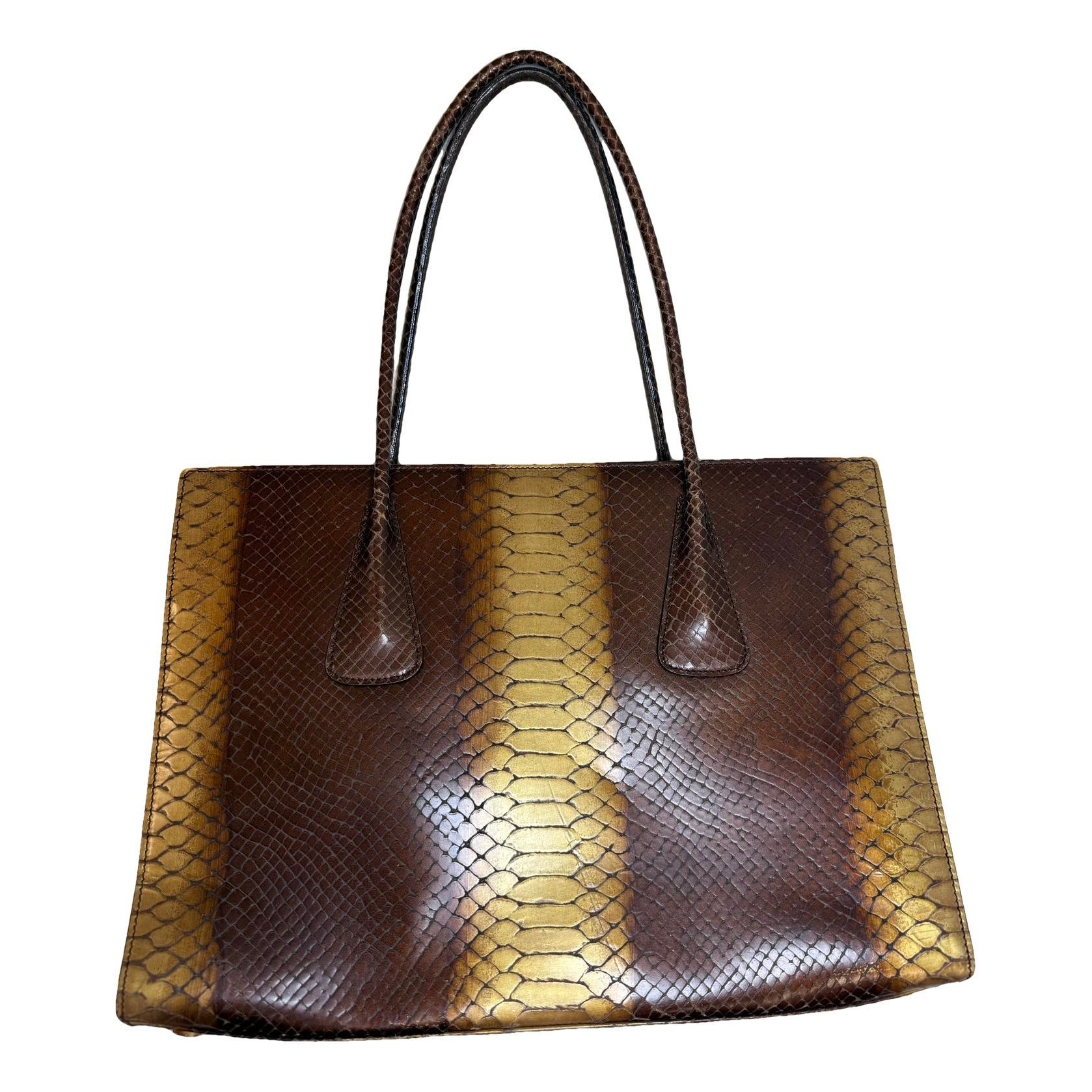 Leather handbag