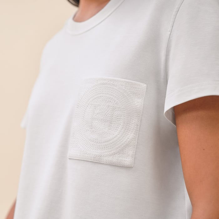Blanc Embroidered Pocket T-shirt