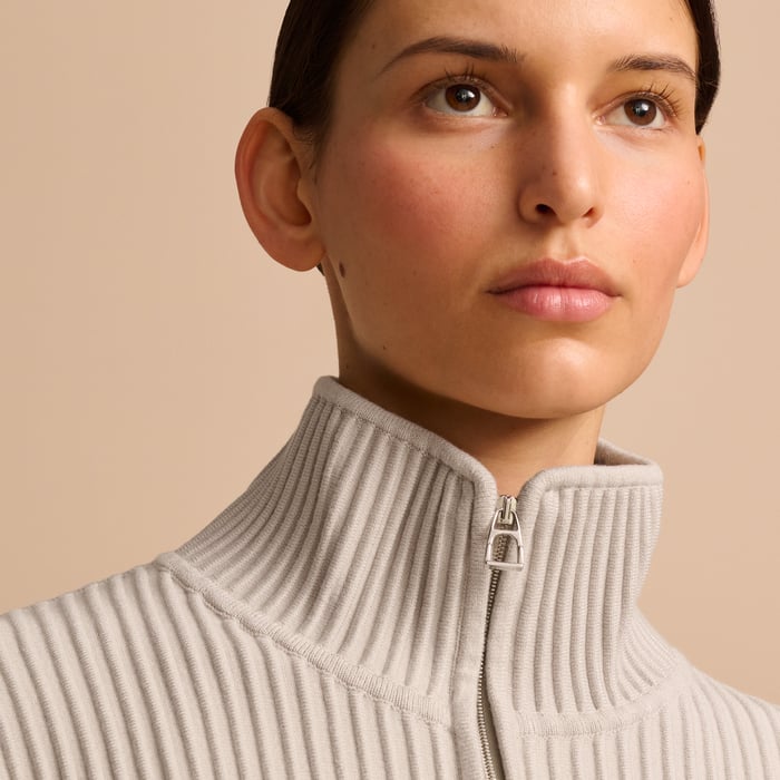 Yoga Pullover
