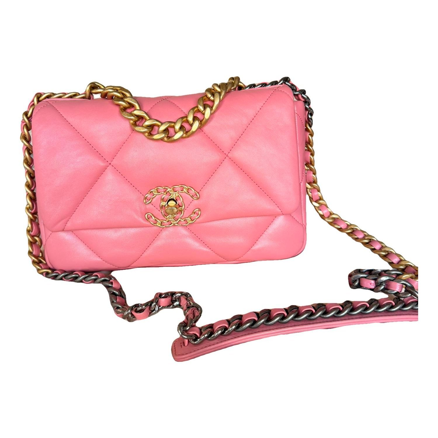 Chanel 19 leather handbag