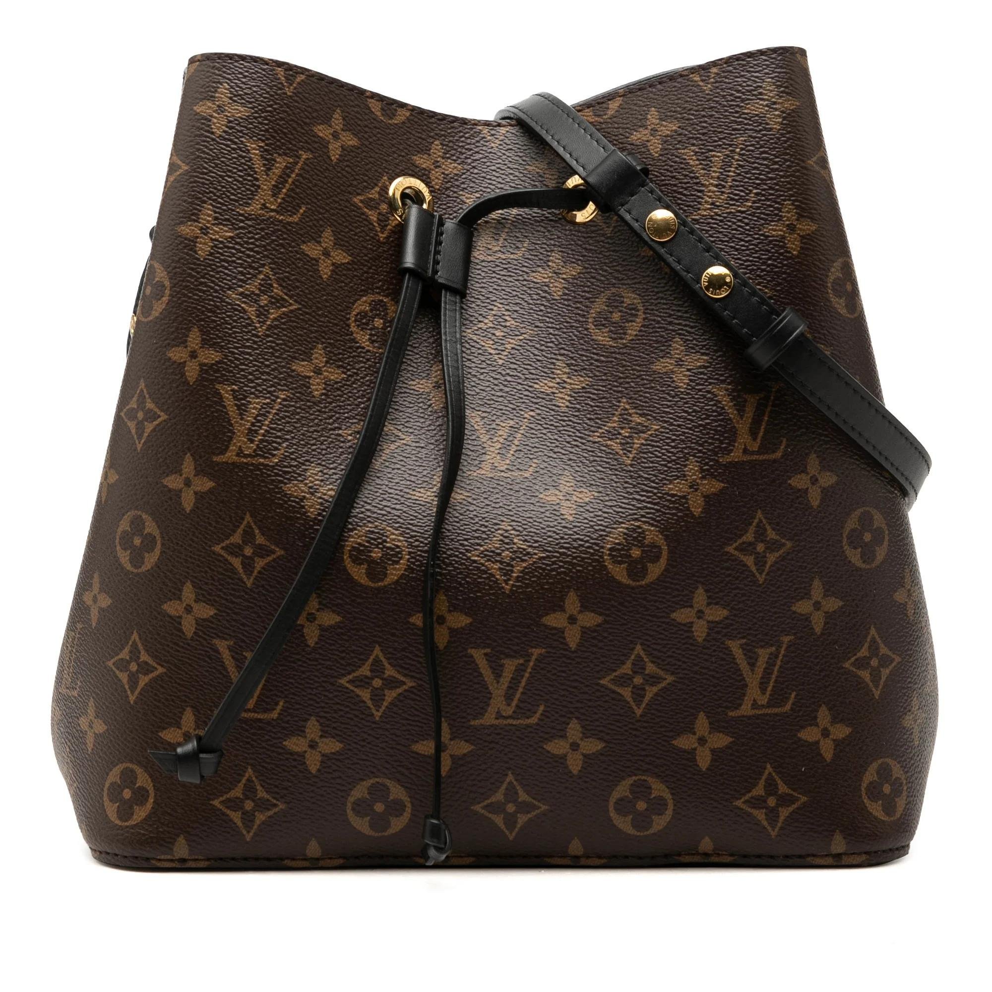 Bucket leather bag