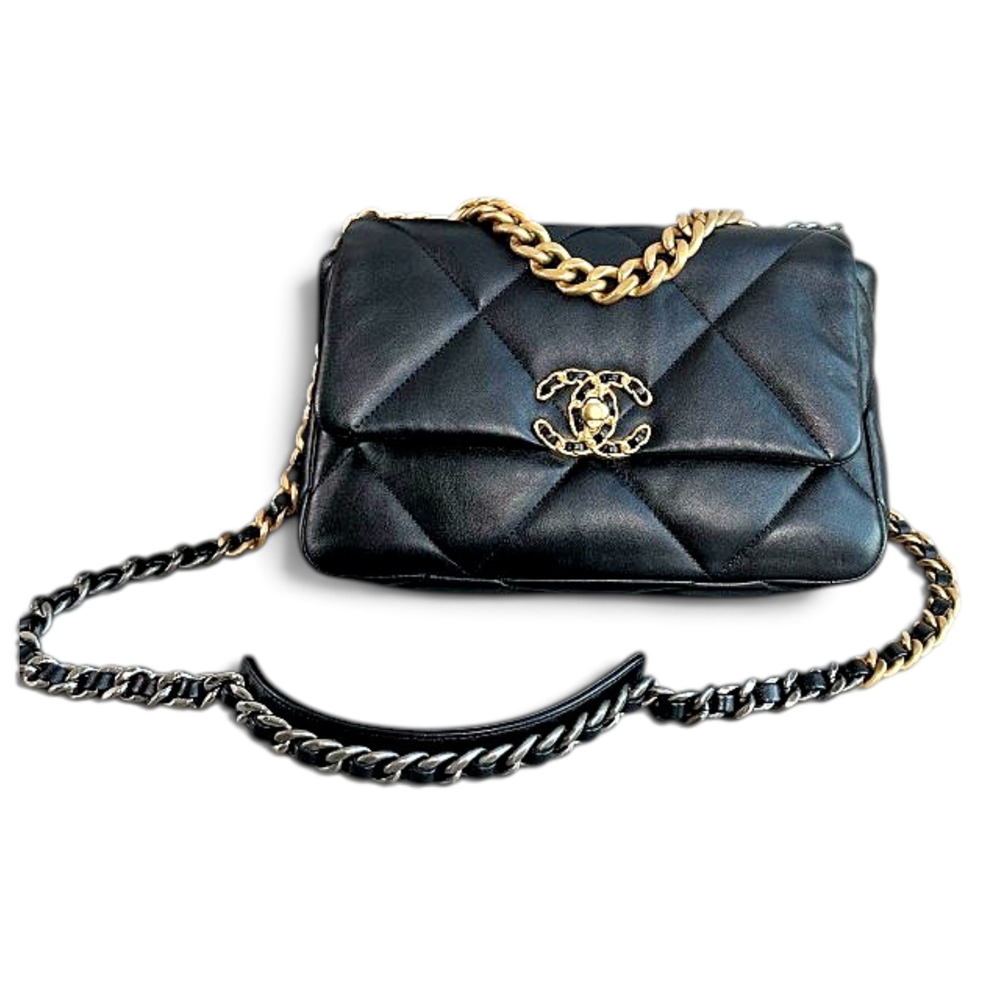 Chanel 19 leather handbag