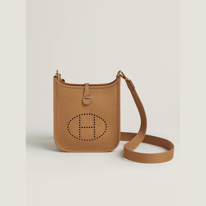 Evelyne 16 Amazone 백