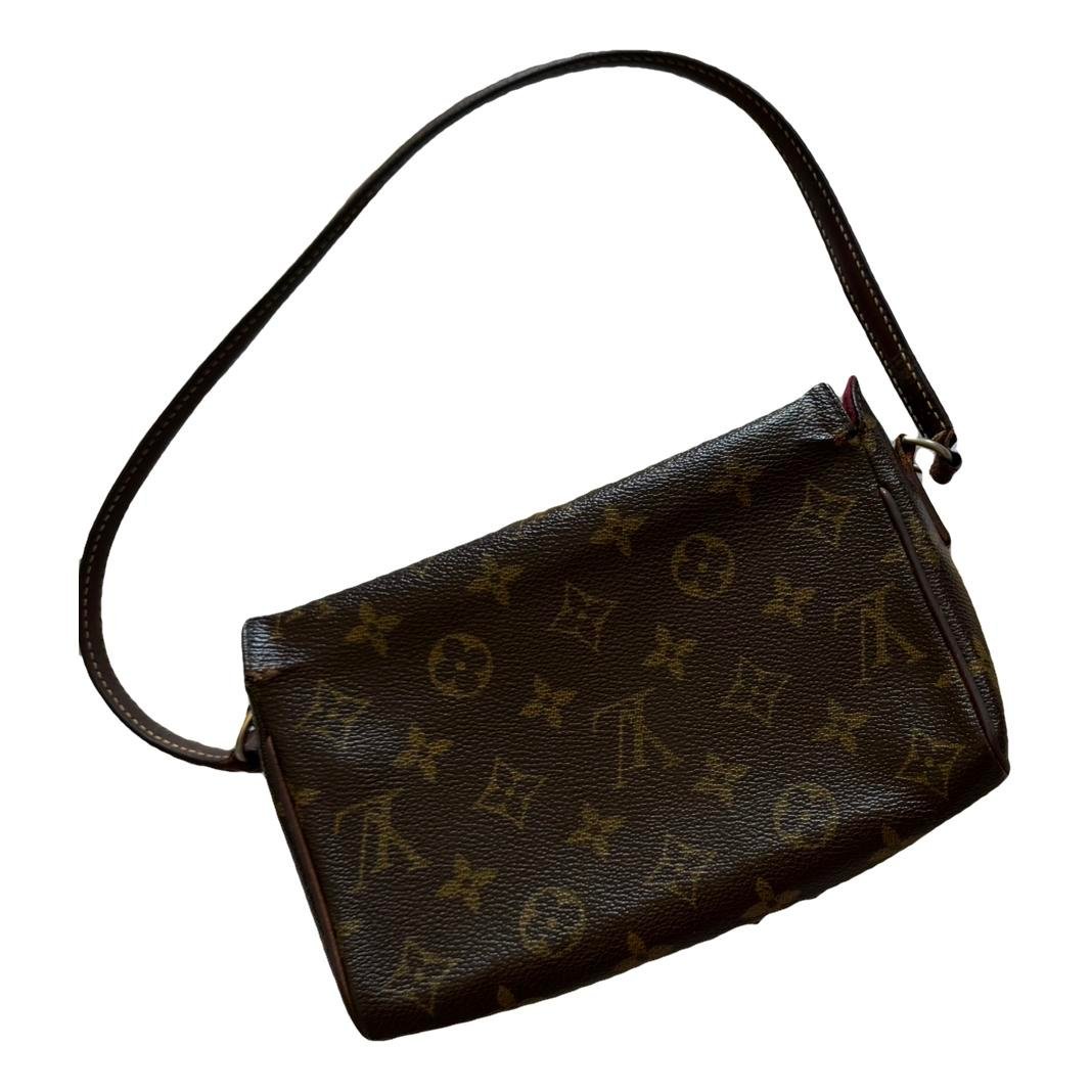 Recital leather handbag
