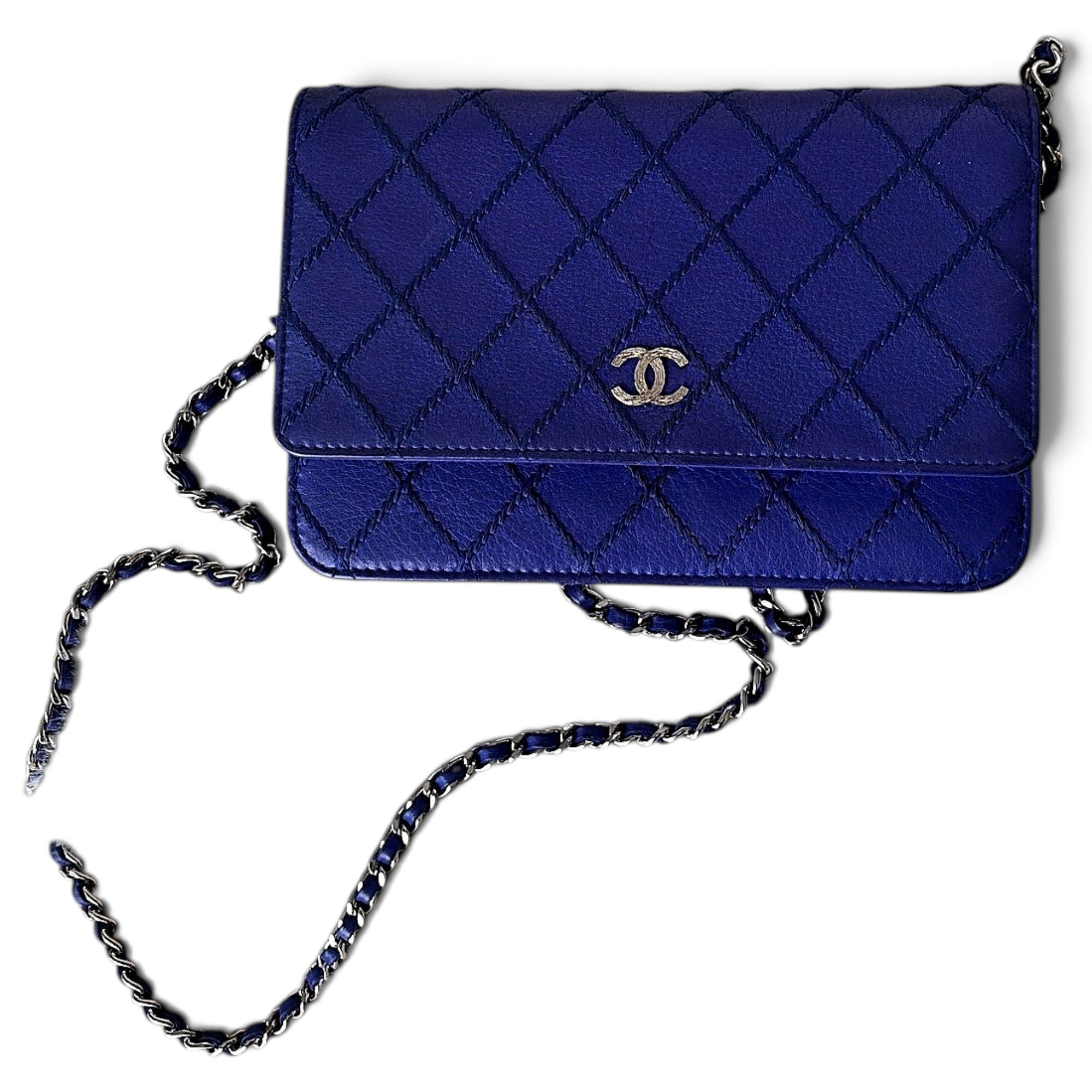 Wallet On Chain Timeless/Classique leather crossbody bag