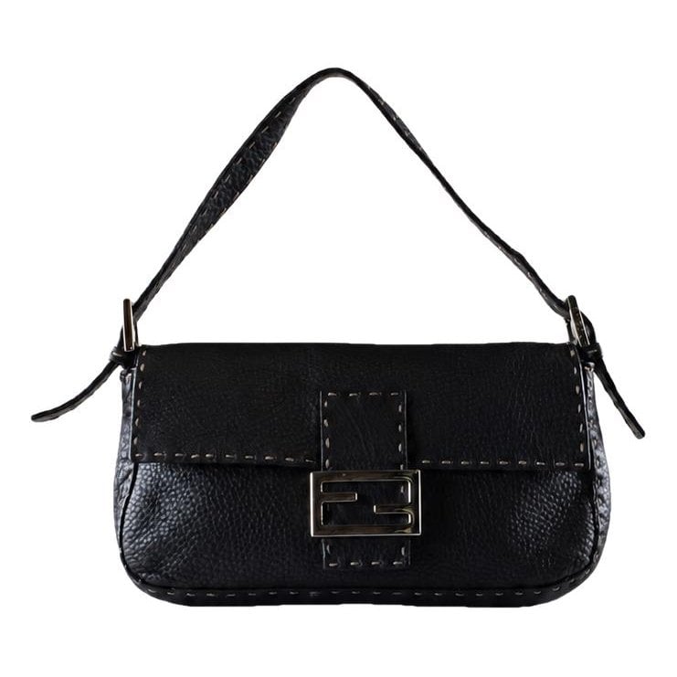 Baguette leather handbag