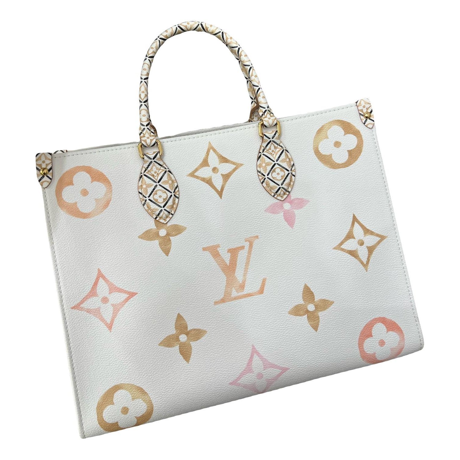 Onthego leather handbag