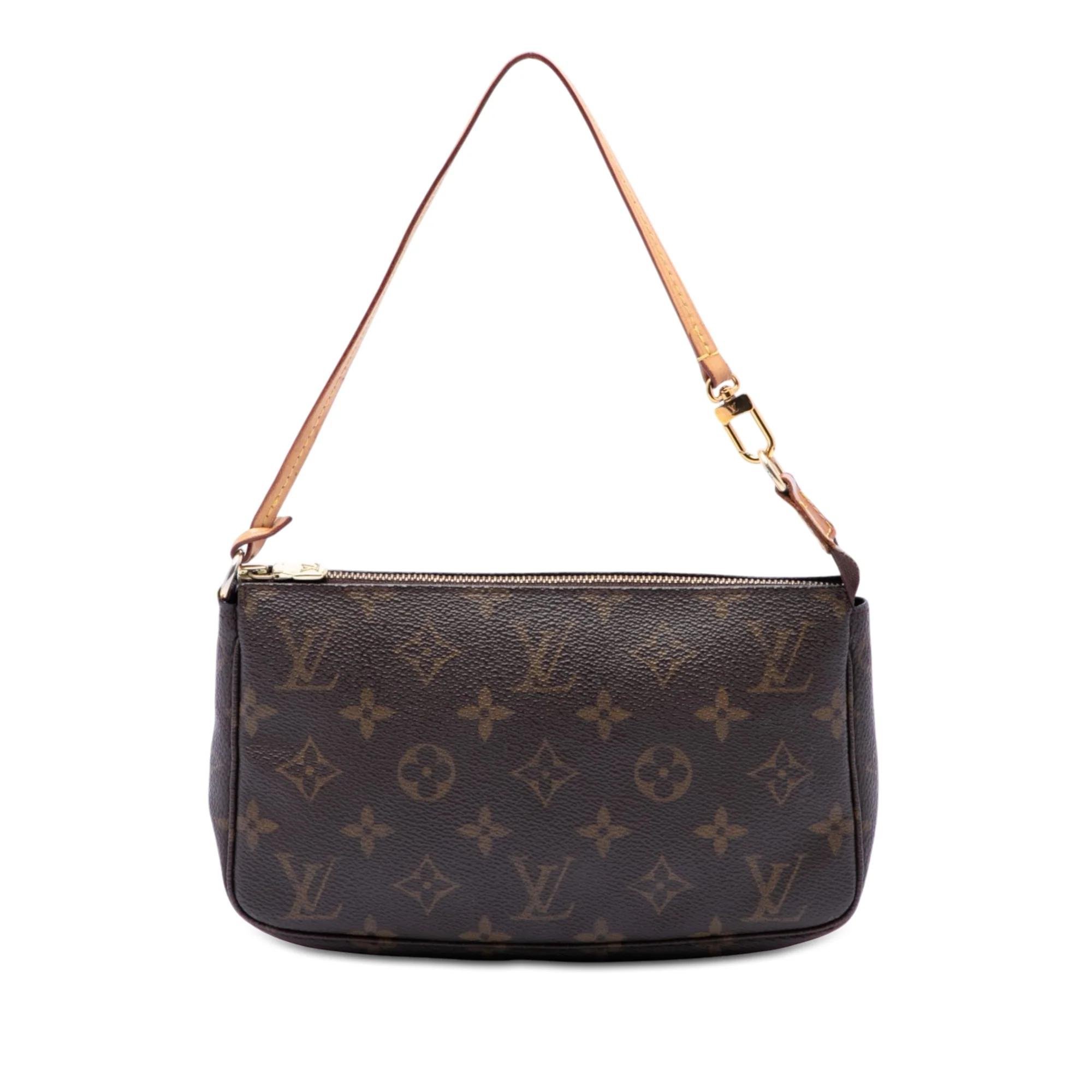 Pochette Accessoire leather handbag