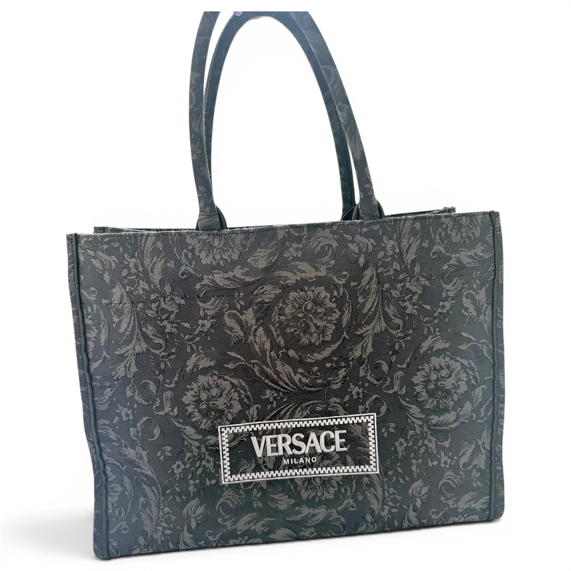 Leather tote