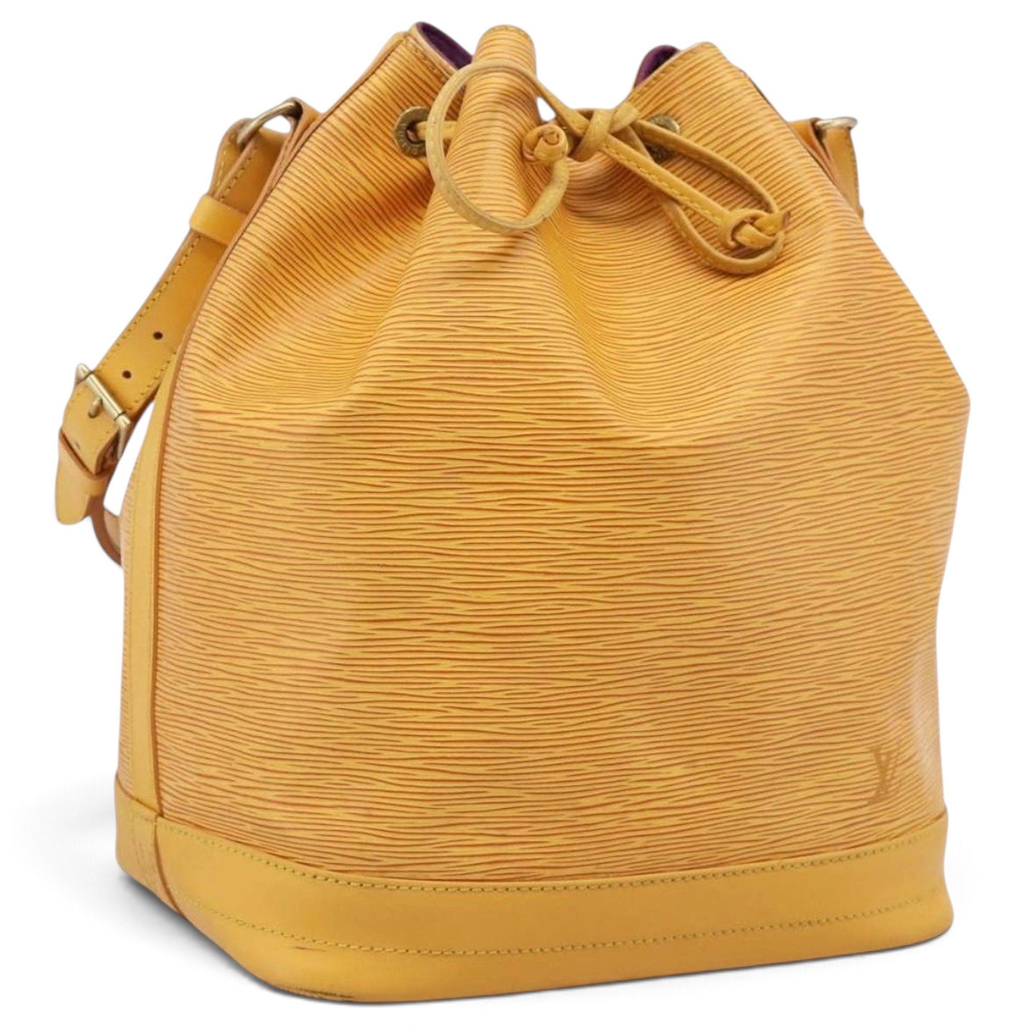 Noé leather handbag
