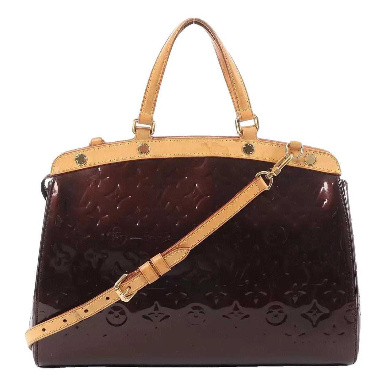Very patent leather handbag