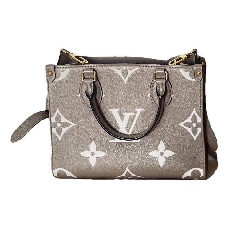 Onthego leather handbag
