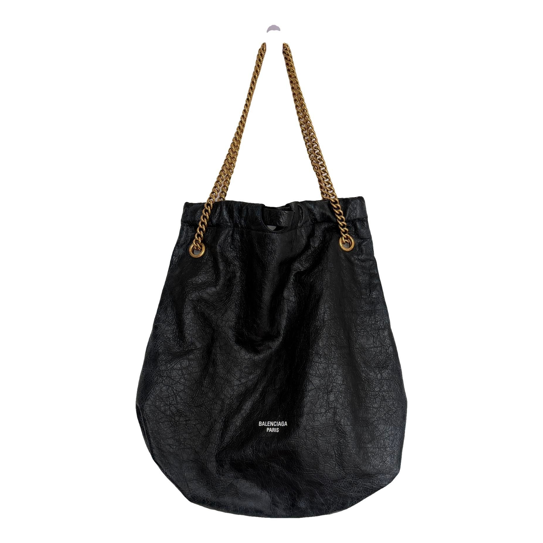 Crush leather handbag