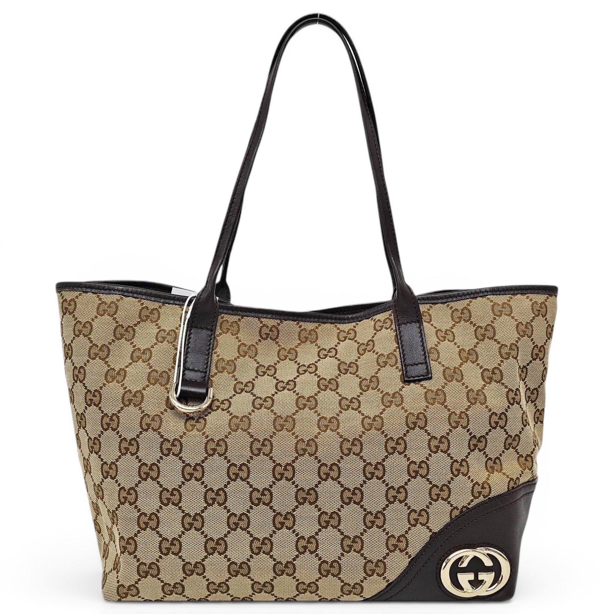 Britt cloth handbag