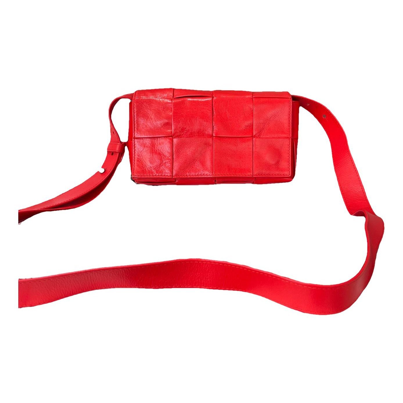 Cassette leather handbag