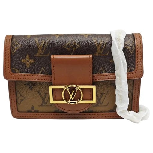Dauphine leather crossbody bag