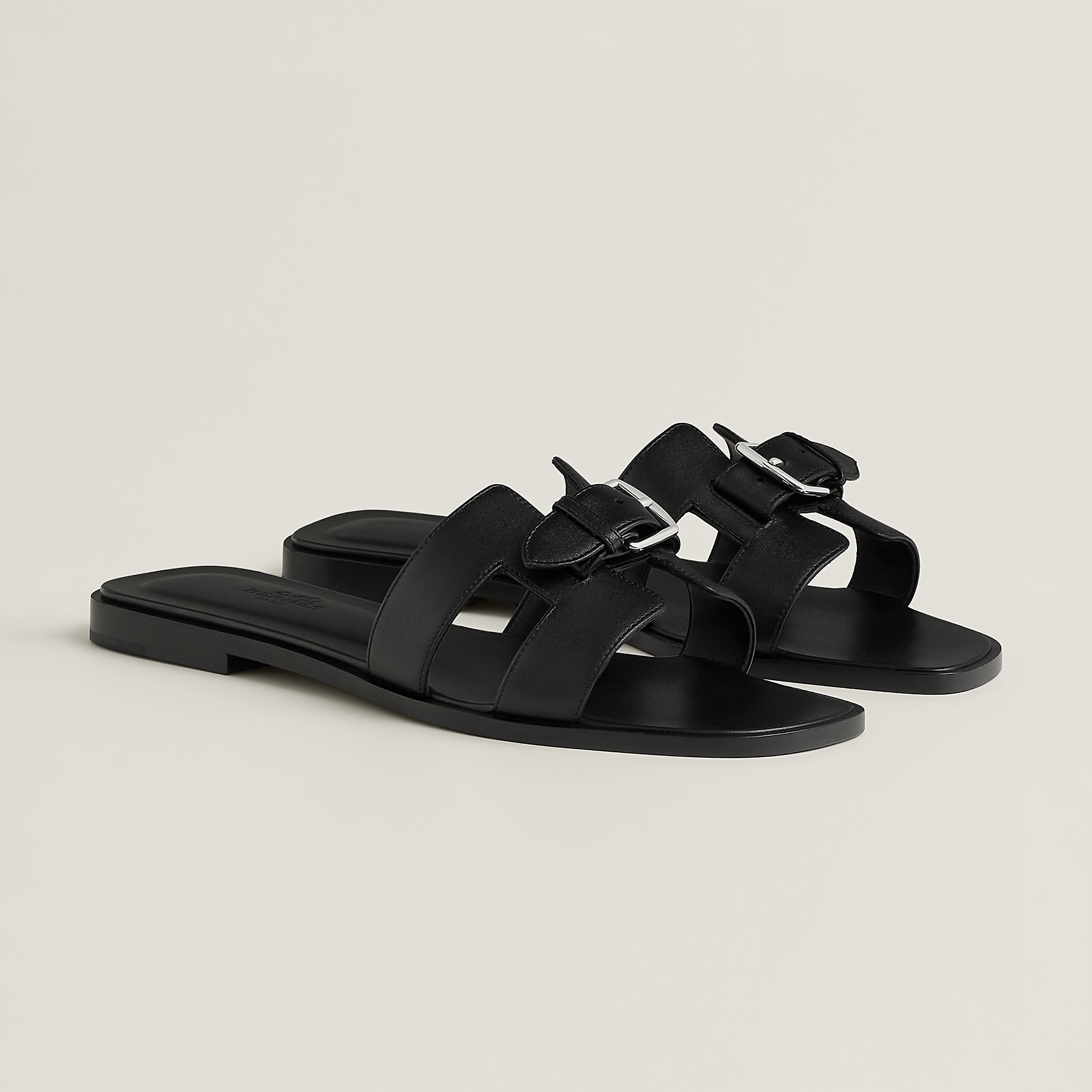 Oran sandal