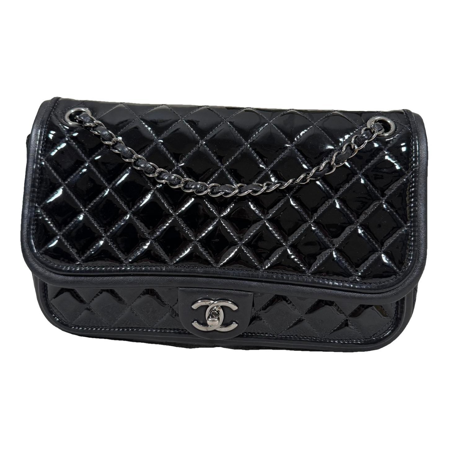 Timeless/Classique leather handbag