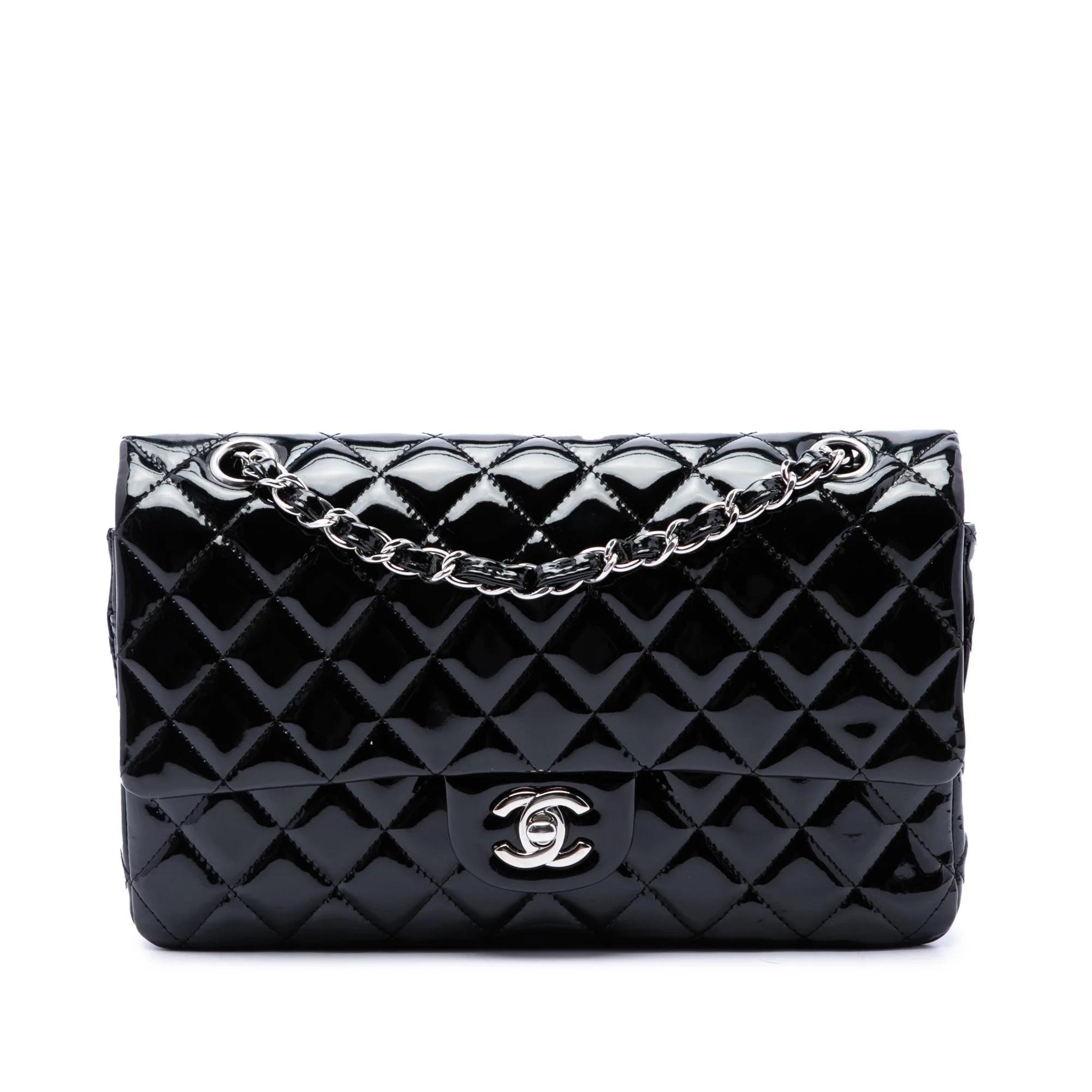 Chanel Timeless/Classique leather handbag