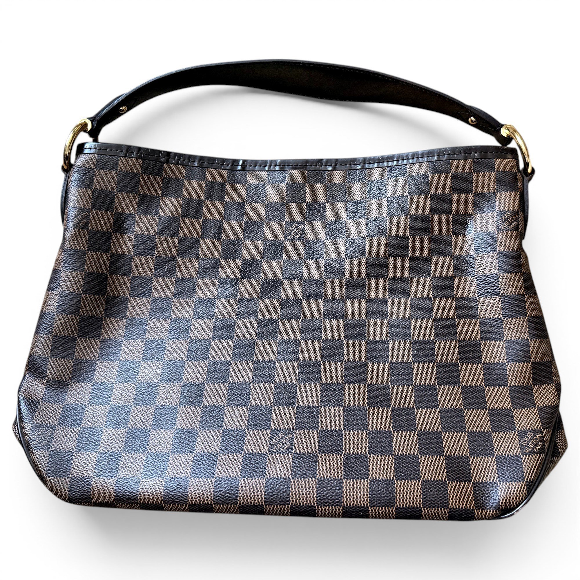 Delightful cloth handbag
