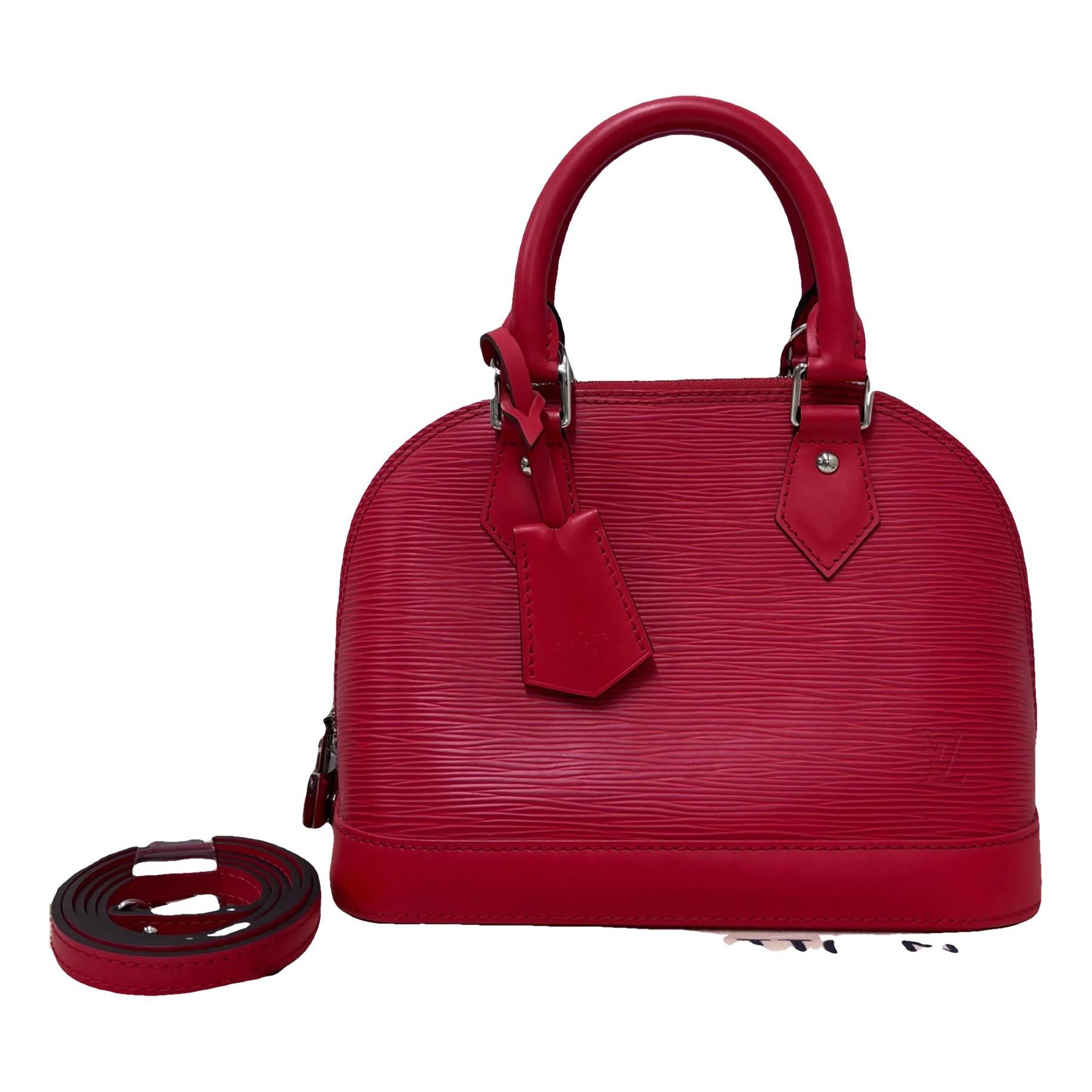 Alma BB leather crossbody bag