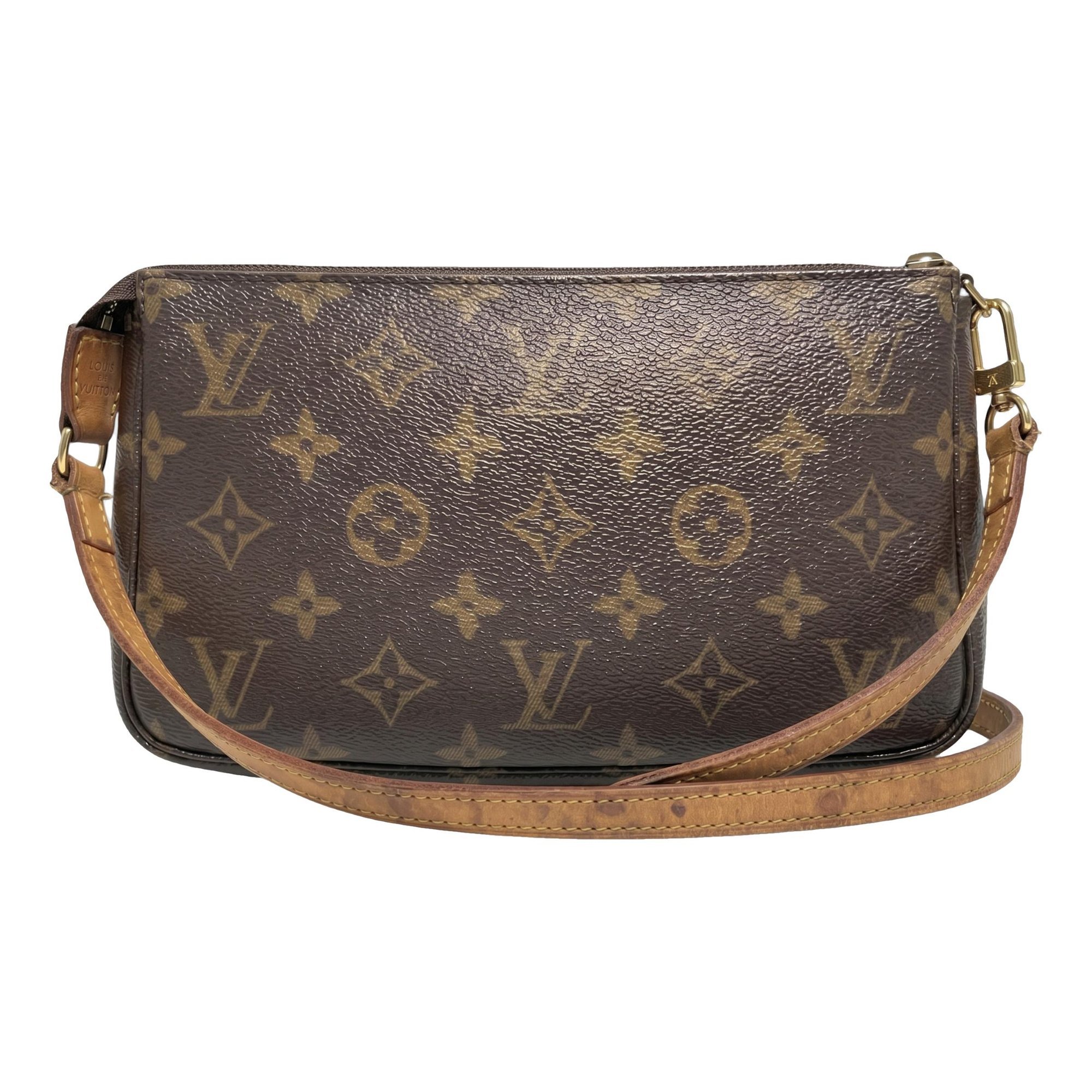 Pochette Accessoire leather handbag