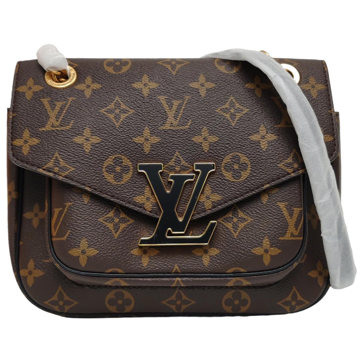 Passy leather crossbody bag