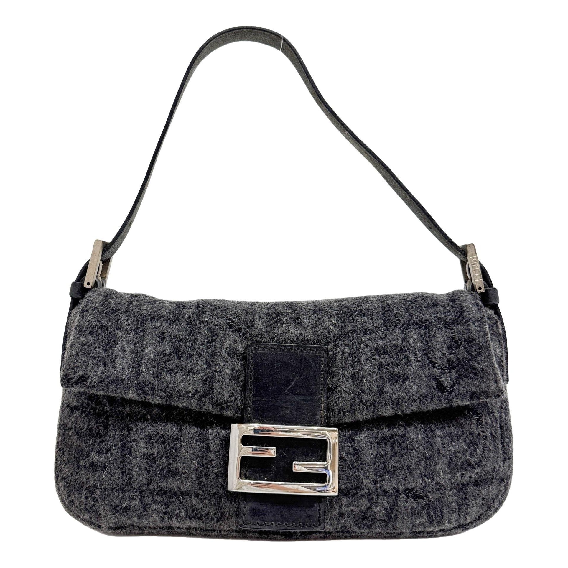 Baguette cashmere handbag