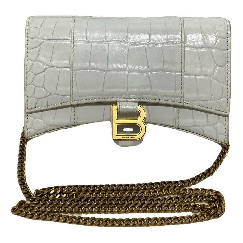 Downtown Chain leather handbag