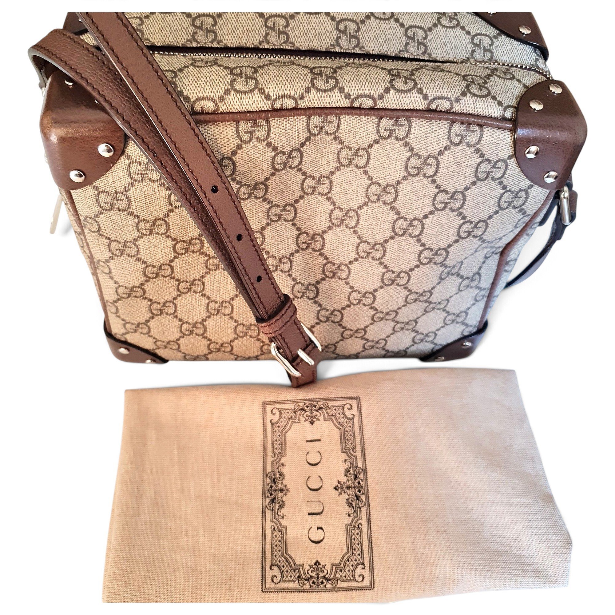 Cloth crossbody bag