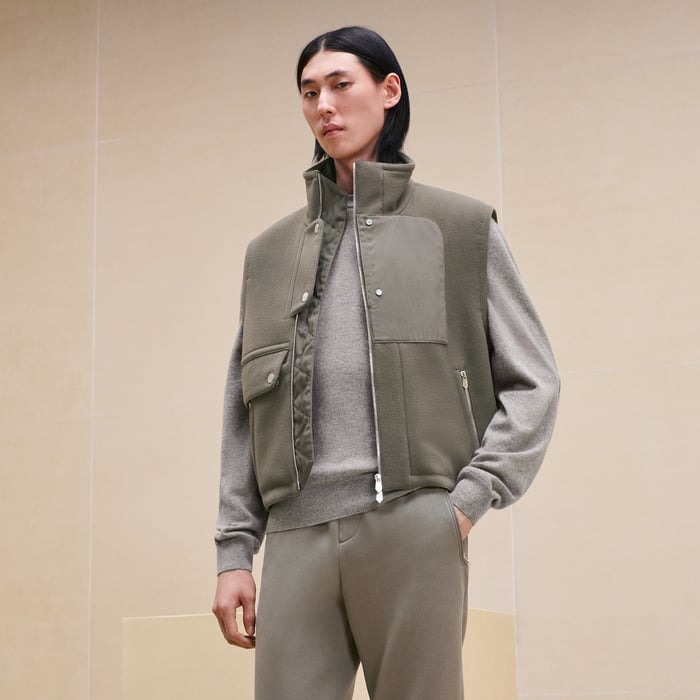 "Poche a cheval" vest
