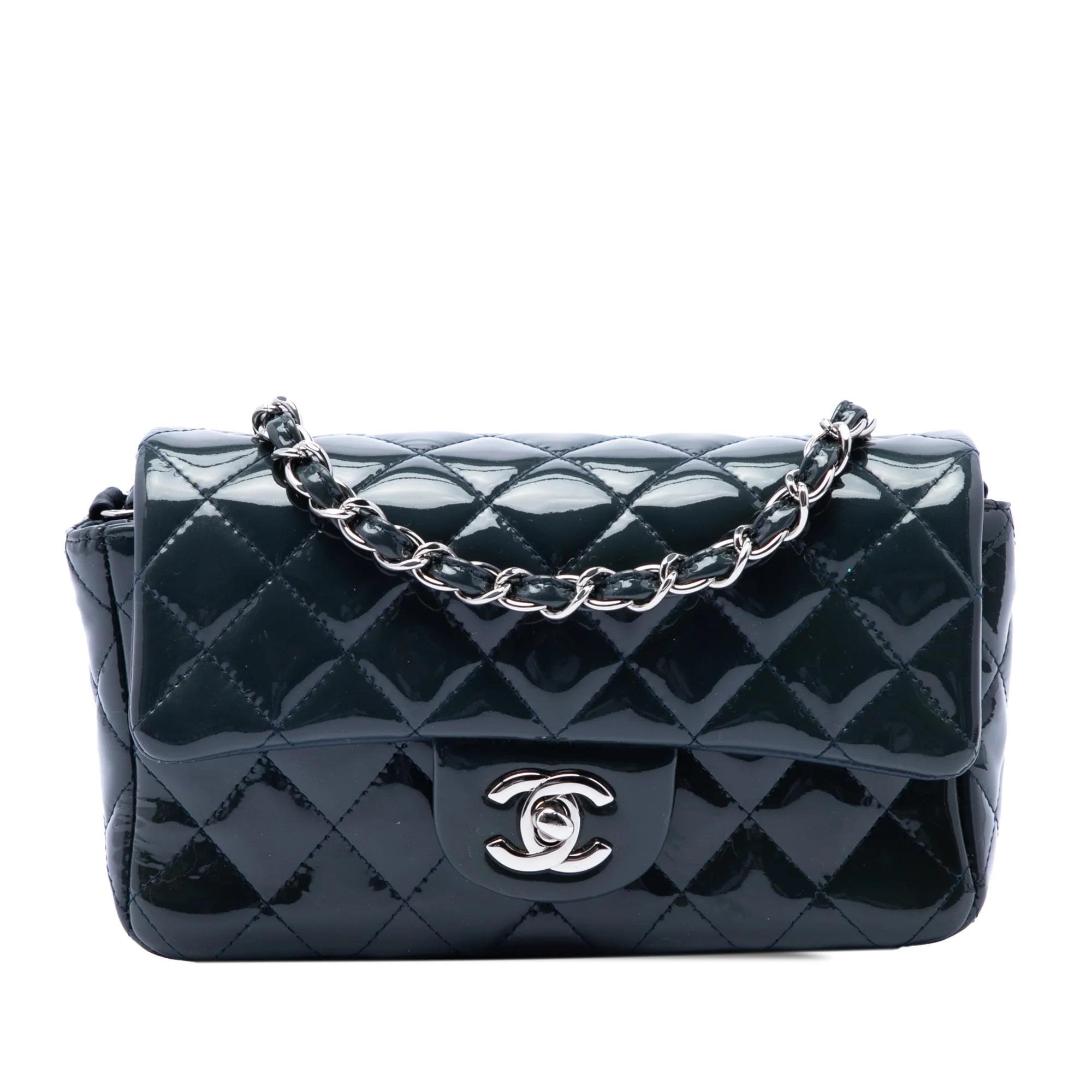 Timeless/Classique patent leather crossbody bag