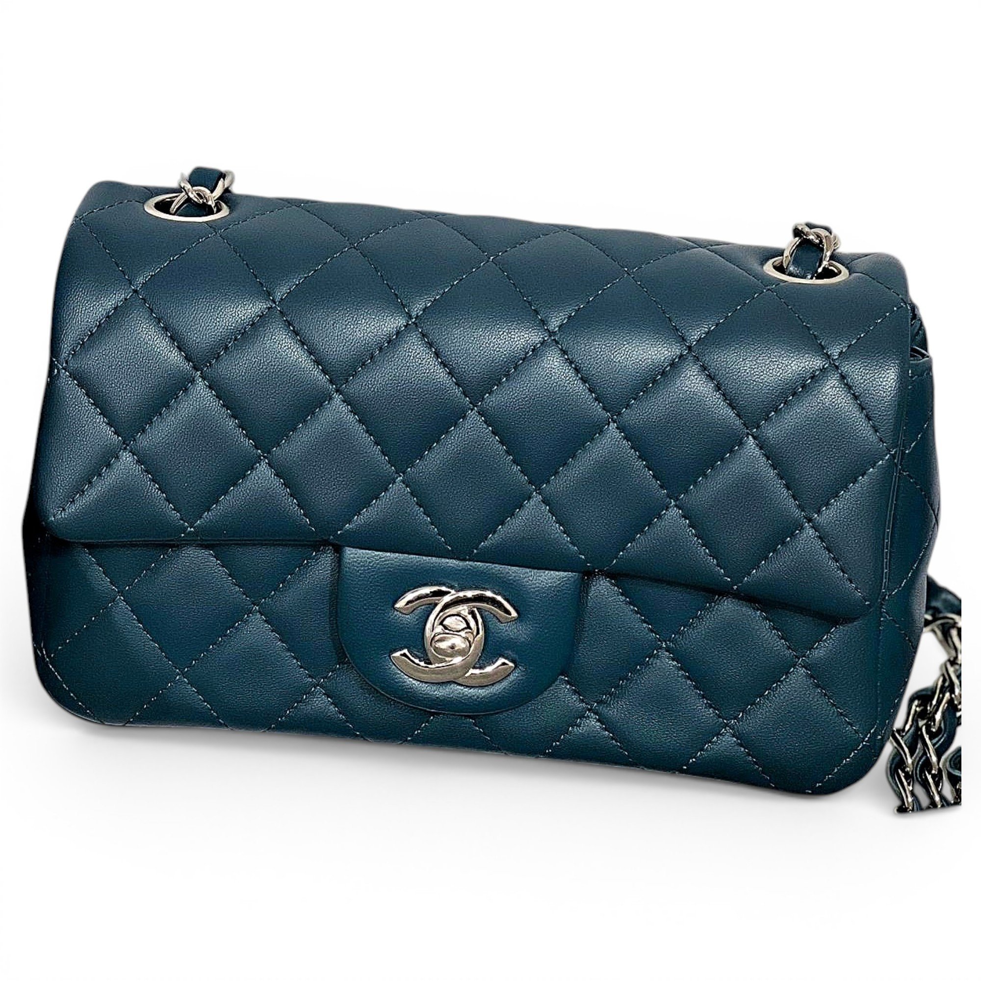 Chanel Timeless/Classique leather handbag