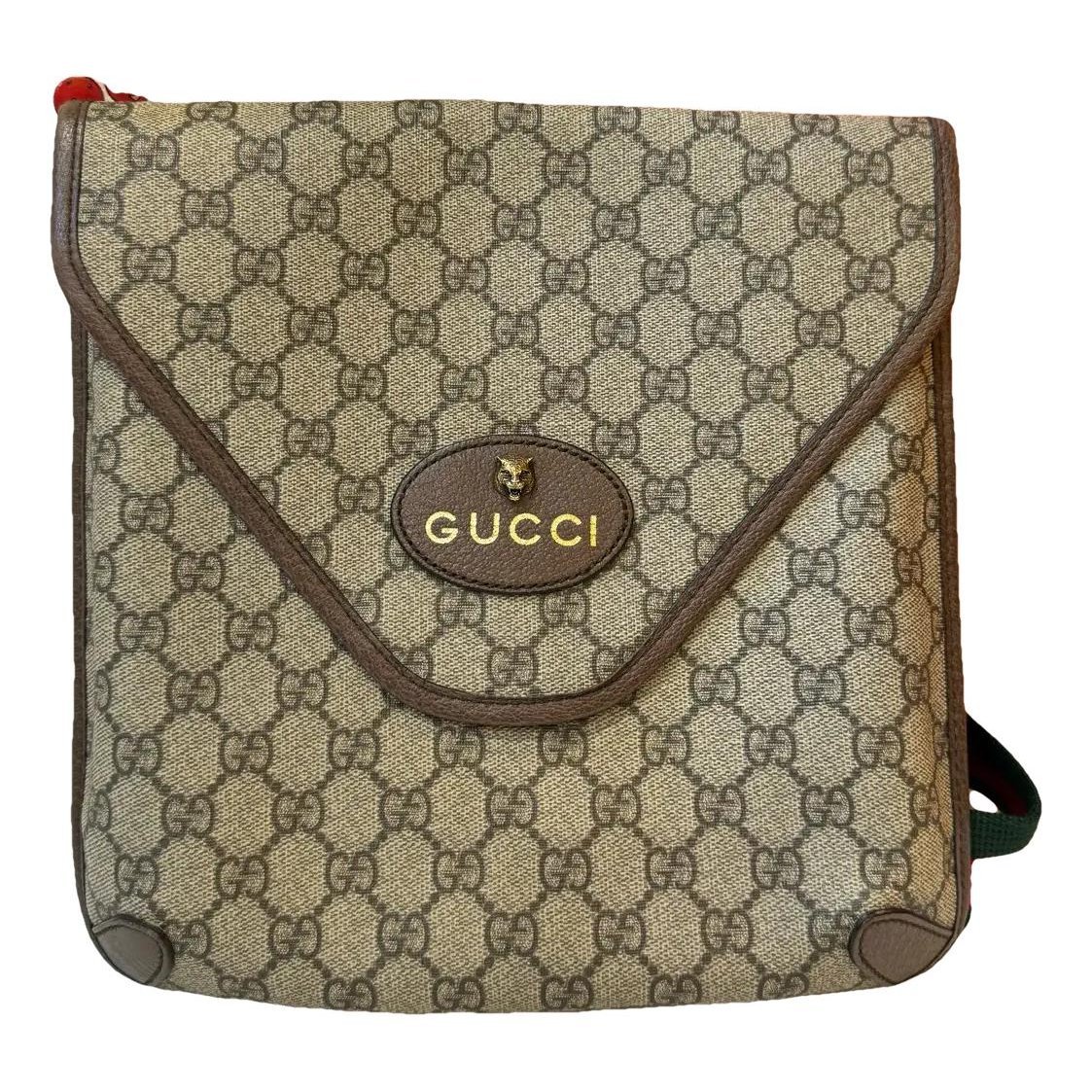 Neo Vintage vinyl crossbody bag