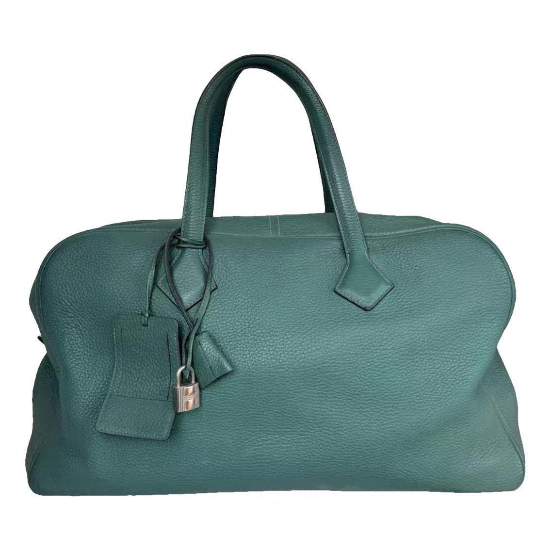 Victoria leather handbag