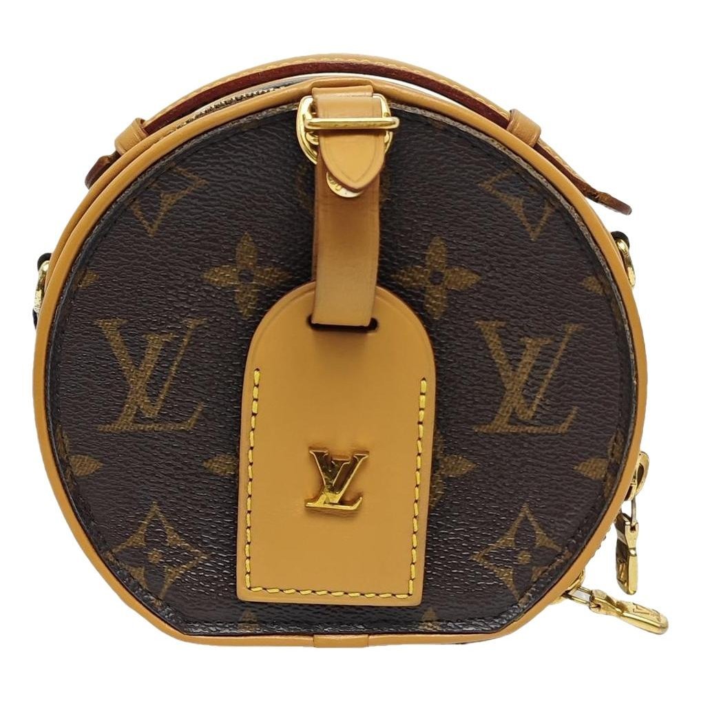 Micro boite chapeau leather handbag