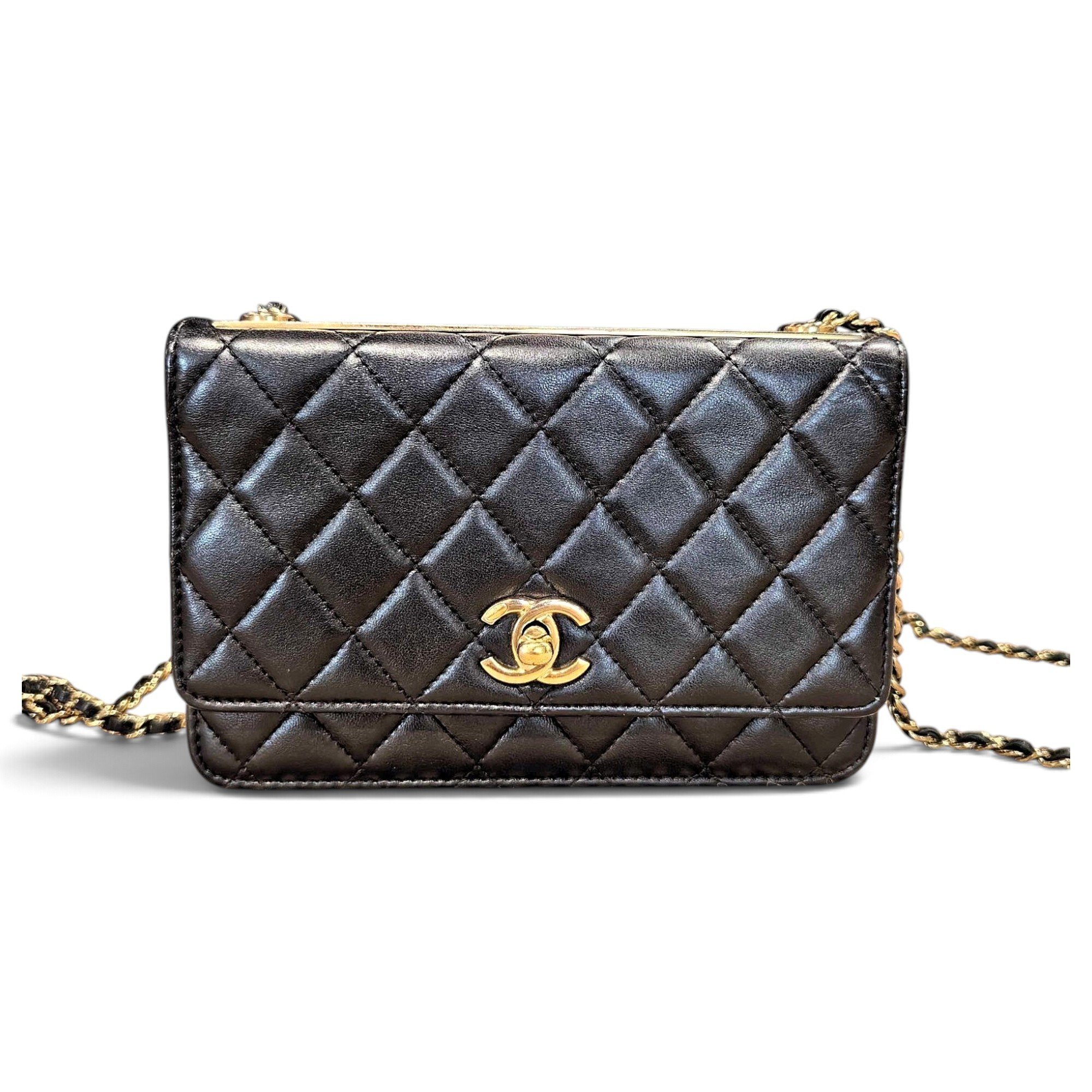 Trendy CC Flap leather crossbody bag