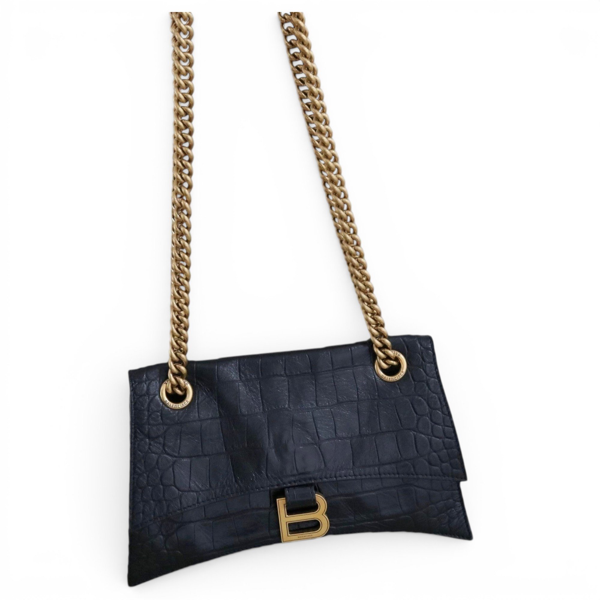 Crush leather handbag