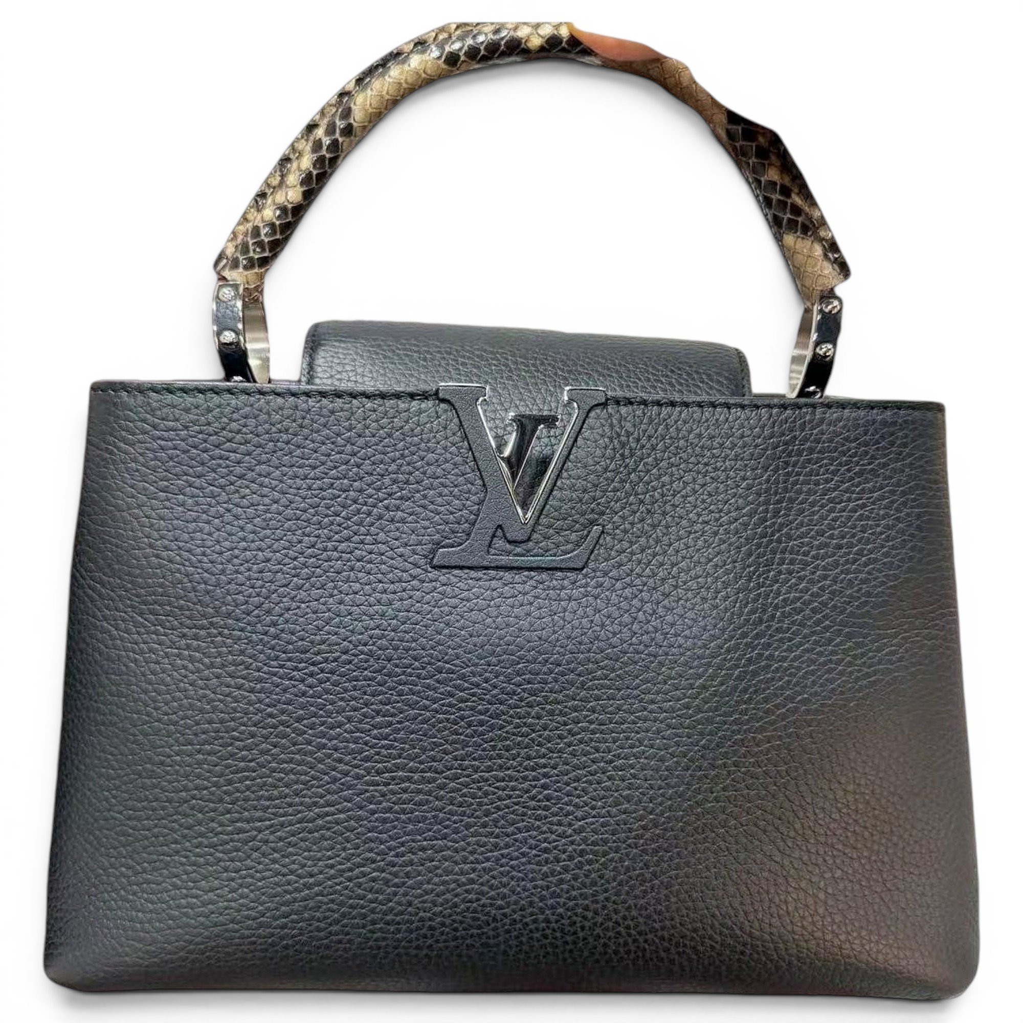 Capucines leather handbag