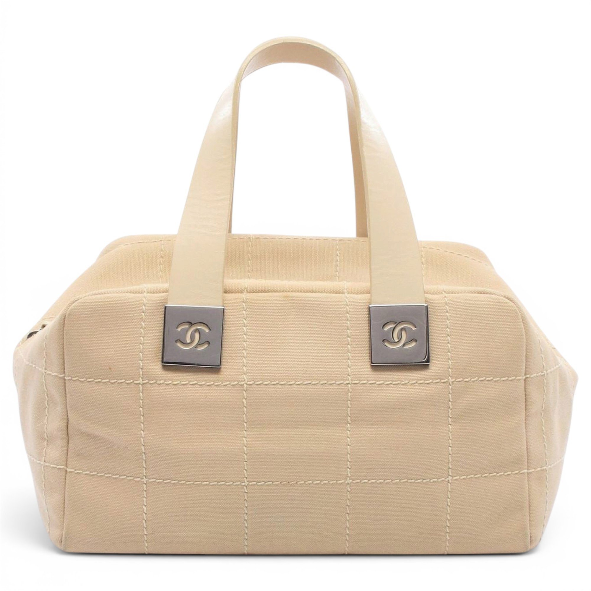 Leather travel bag