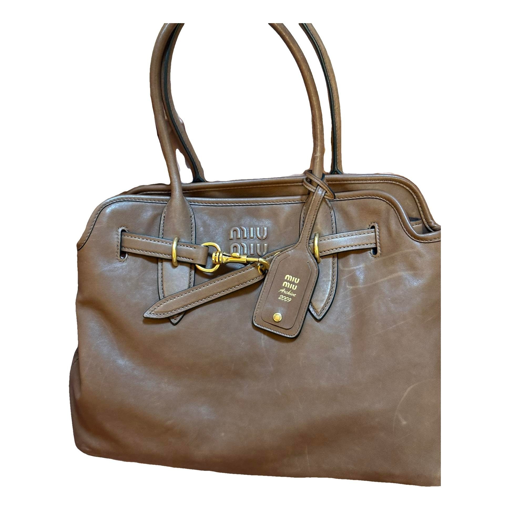Aventure leather tote
