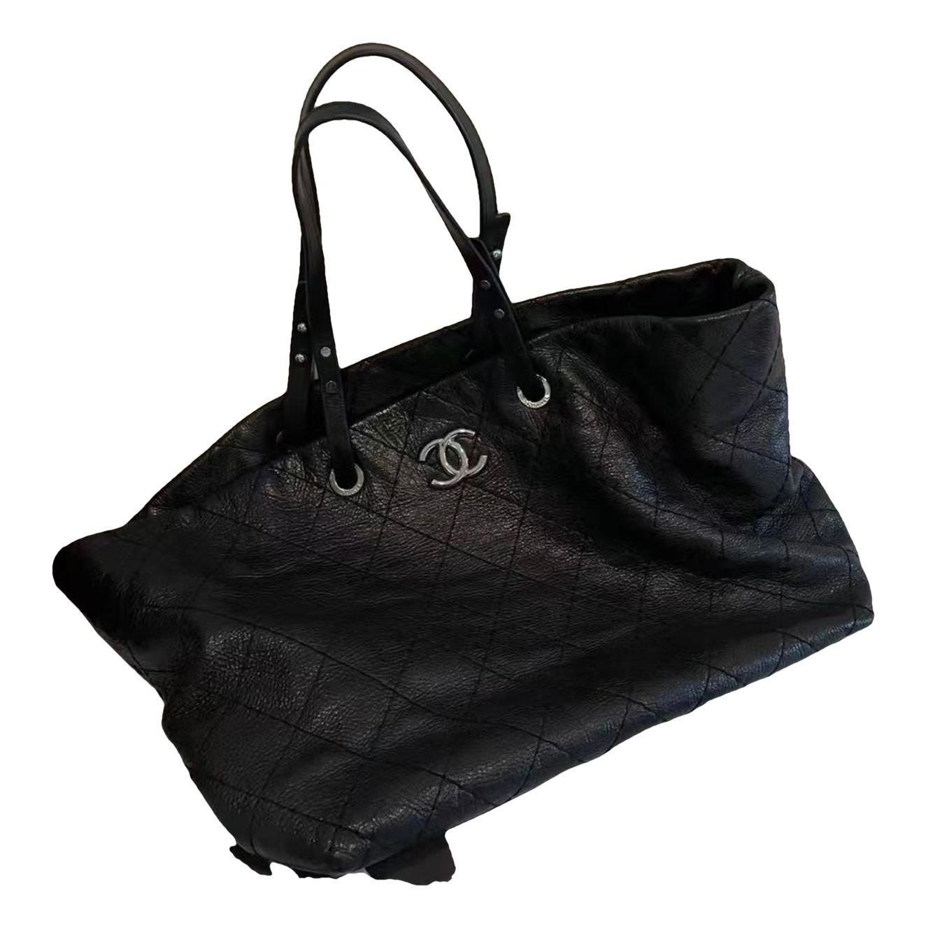 Leather tote